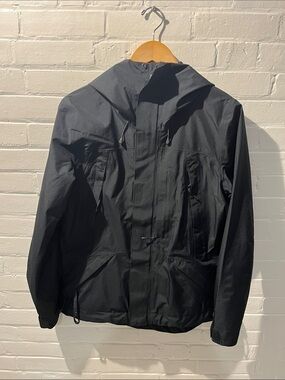 Dakine Black Hooded Jacket EUC